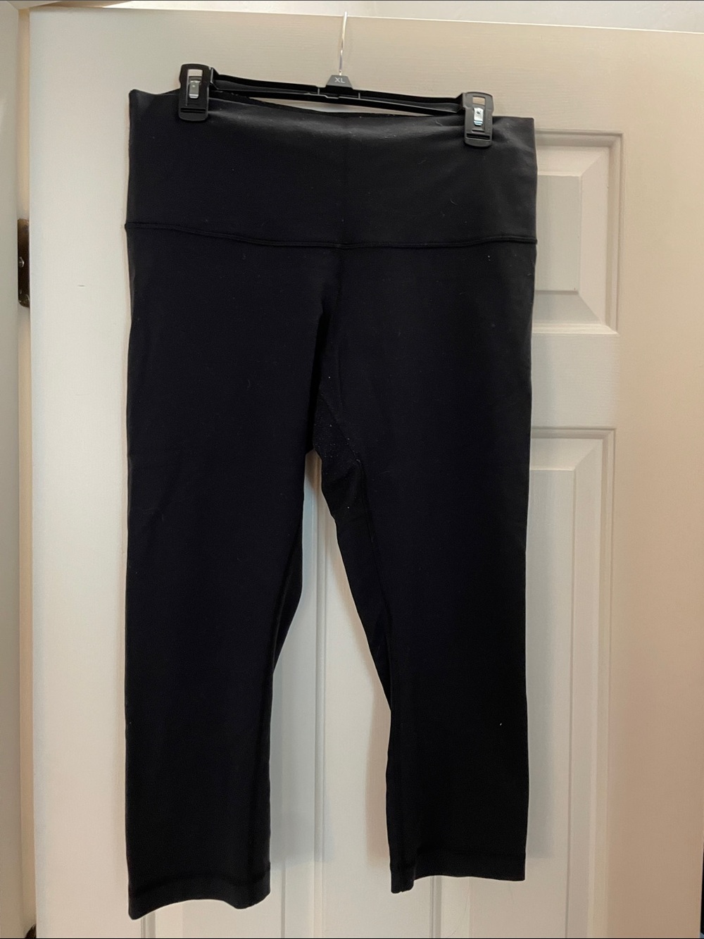 Lululemon Pants Cropped Women’s Size 12 Athletic Athleisure